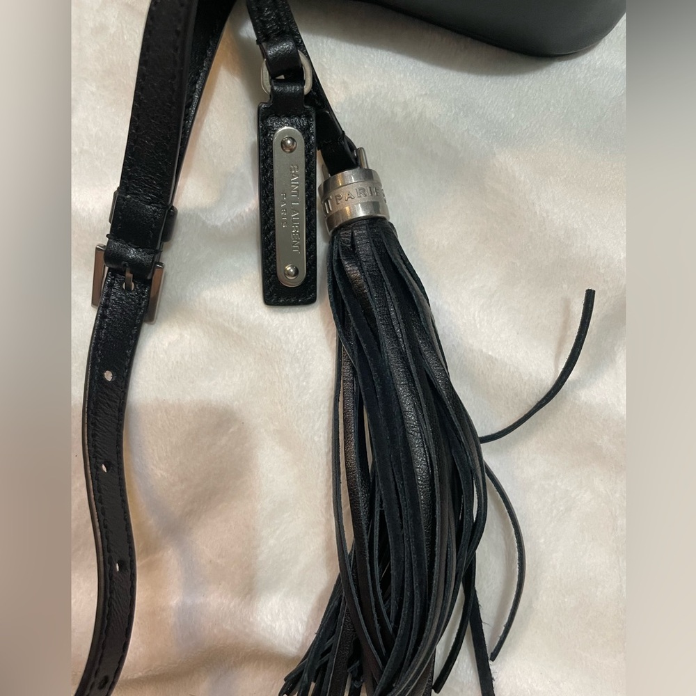 Saint Laurent Lou Heart Belt Bag ❤️ - Picture 6 of 11